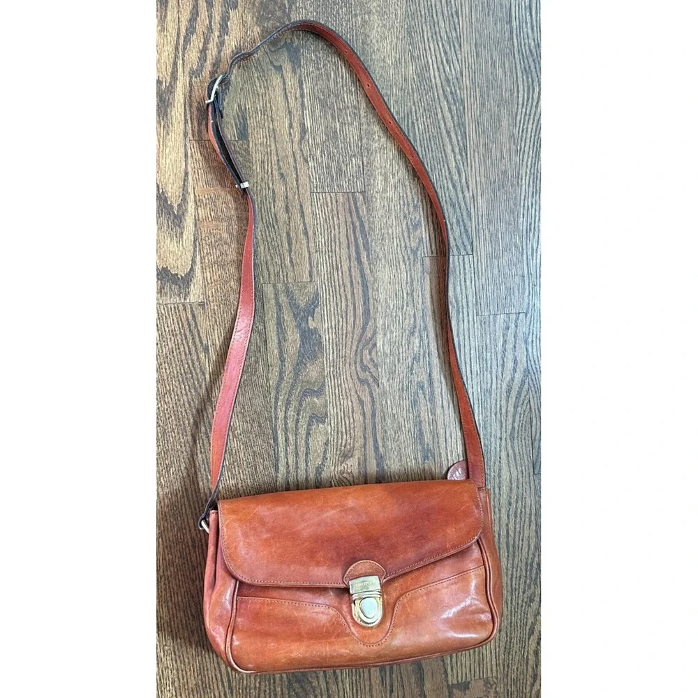 Oroton Sydney Vintage Cognac Leather Crossbody Bag Flap Shoulder Purse 80s 90s